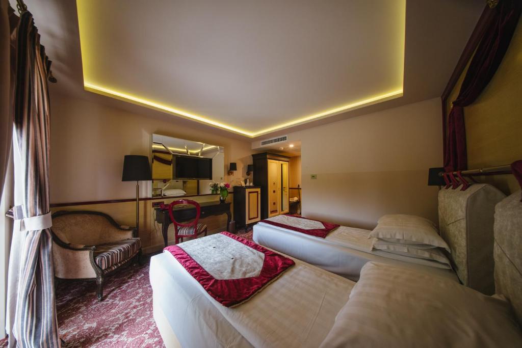 Domeniile Martinutzi Hotel Cardinal