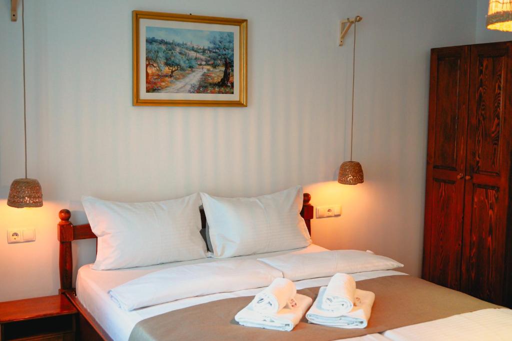Bark Inn — Bed and Breakfast