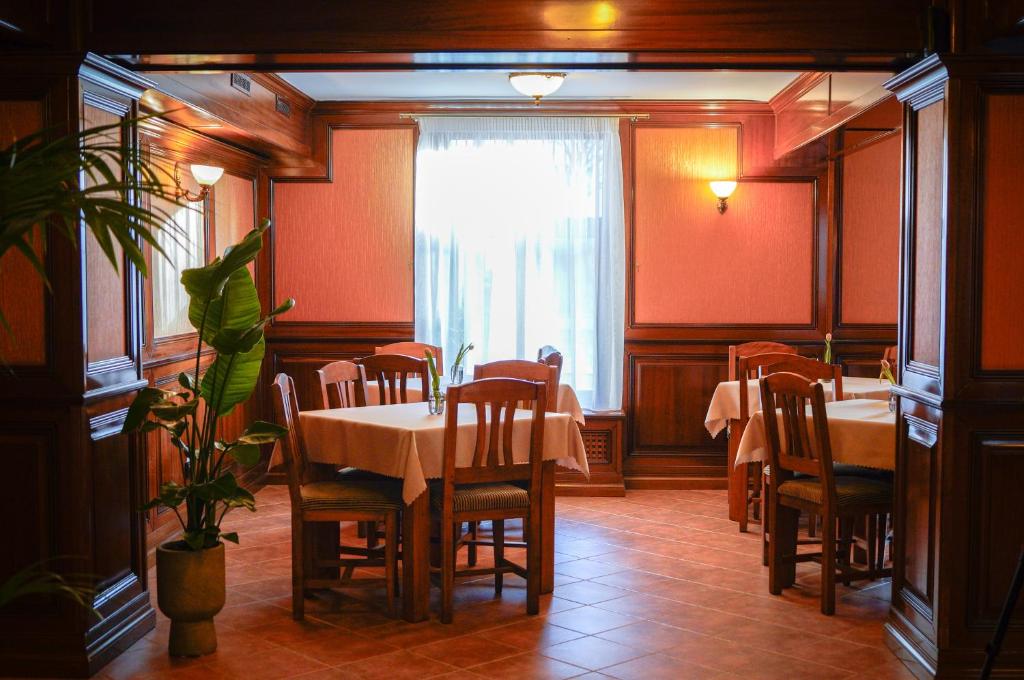 Bark Inn — Bed and Breakfast