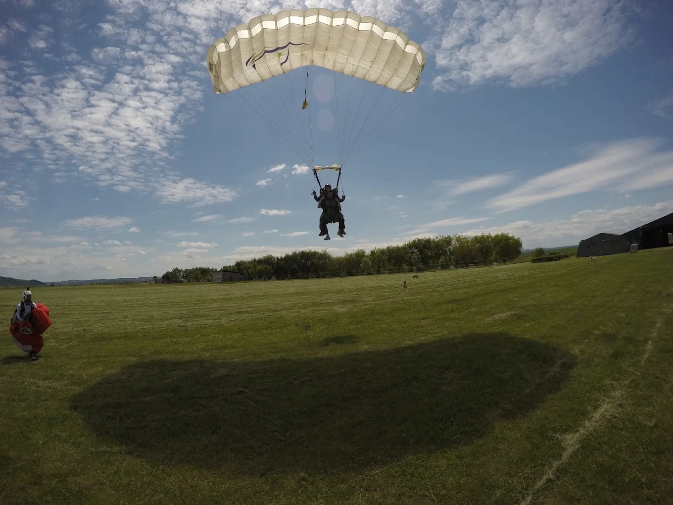 Salt cu parașuta – Skydive Transilvania