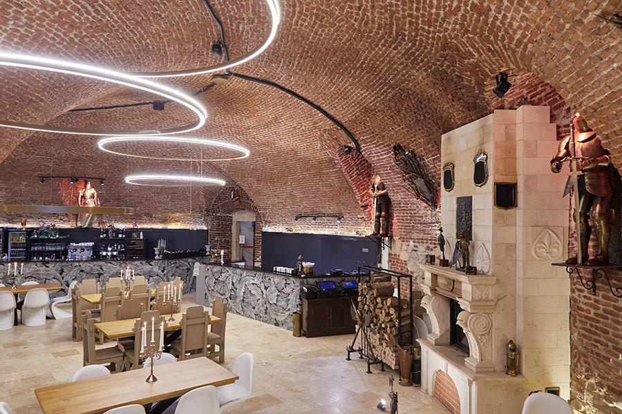 PUB 13 – Restaurantul Cetății