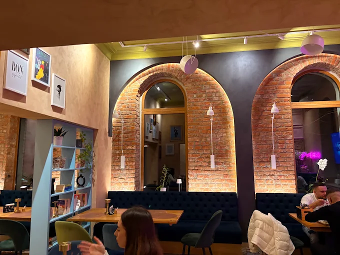 Restaurant Dine & Wine Drăgășani