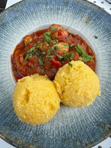 Restaurant Doi Cocoși