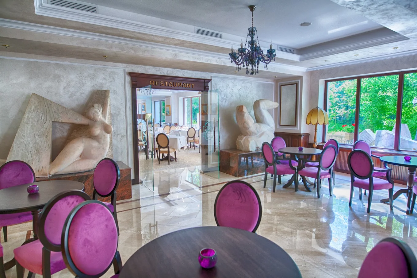 Restaurant Four Seasons — Grand Hotel Sofianu